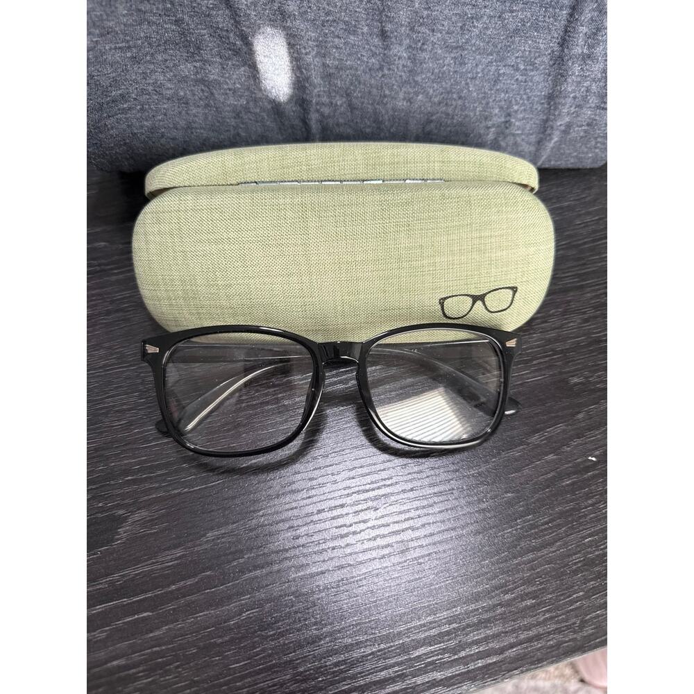 glasses